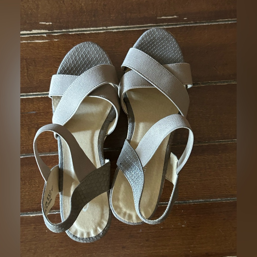 CL by Laundry Taupe‎ Crisscross Sandals